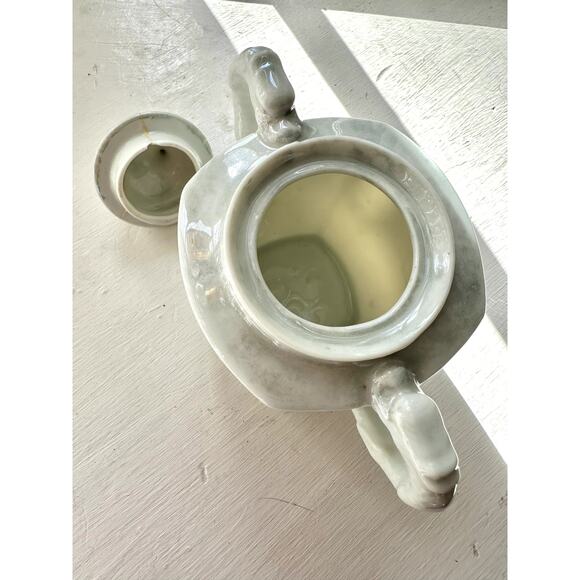 Beautiful Butterfly & Flower Japanese Tea Set - Picture 10 of 13